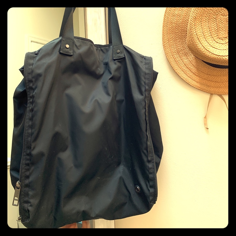 Lululemon Bring It Om Tote Yoga Mat Gym Bag